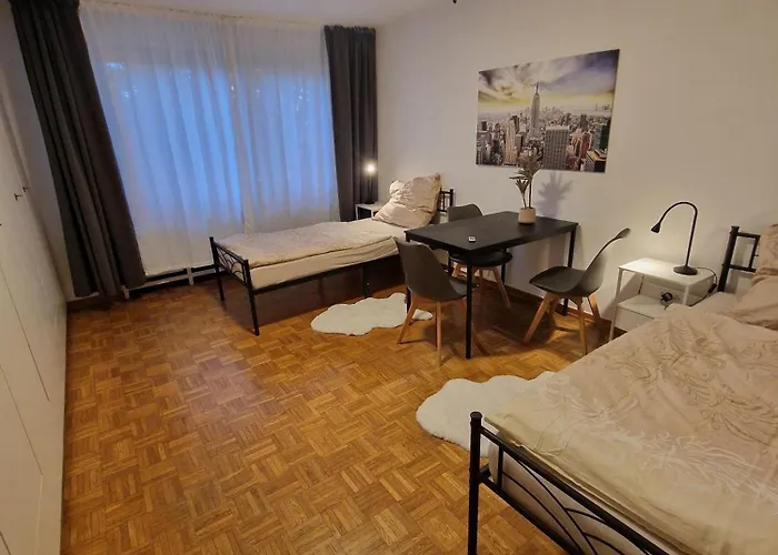 In Der Naehe Bayarena Lev01 Lejlighed