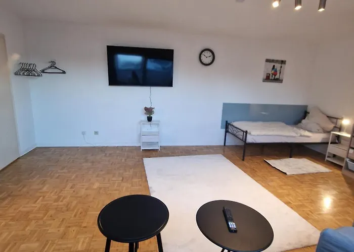 In Der Naehe Bayarena Lev01